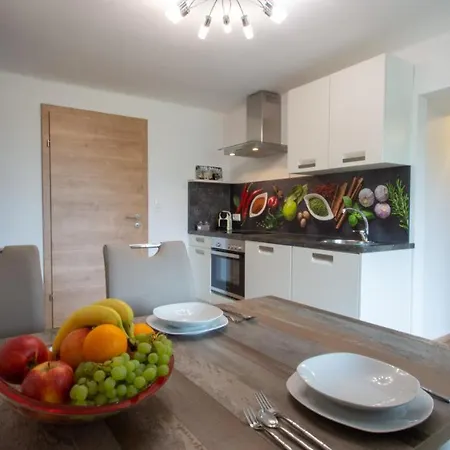 아파트 Gaestehaus Dobernig Sankt Niklas an der Drau